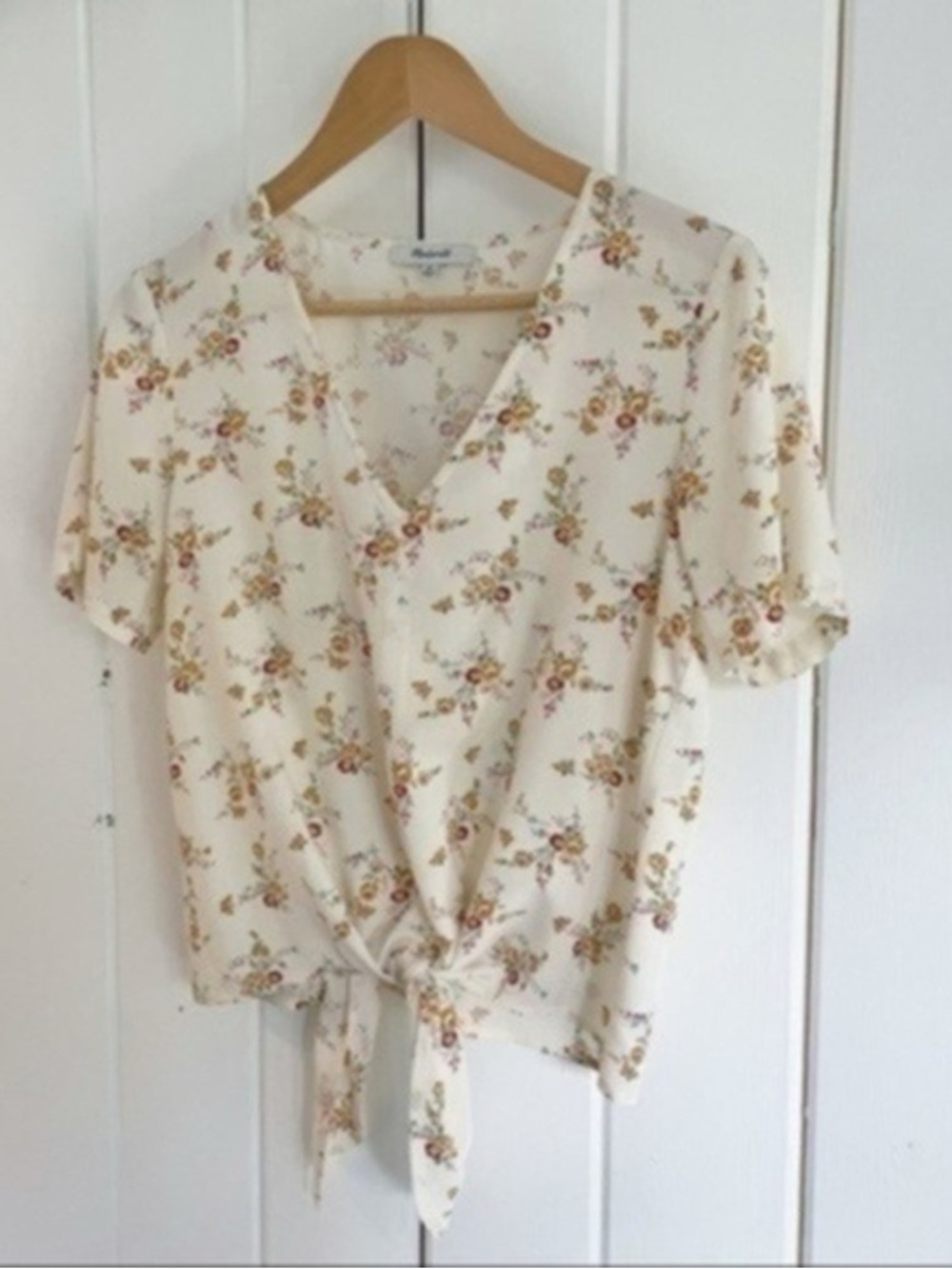 Floral Tie-Front V-Neck Top - Cream